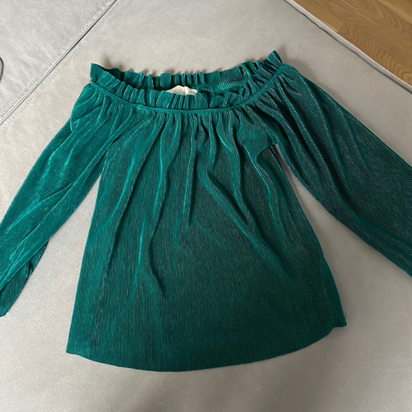 JOA Off the shoulder blouse - Picture 1 of 2